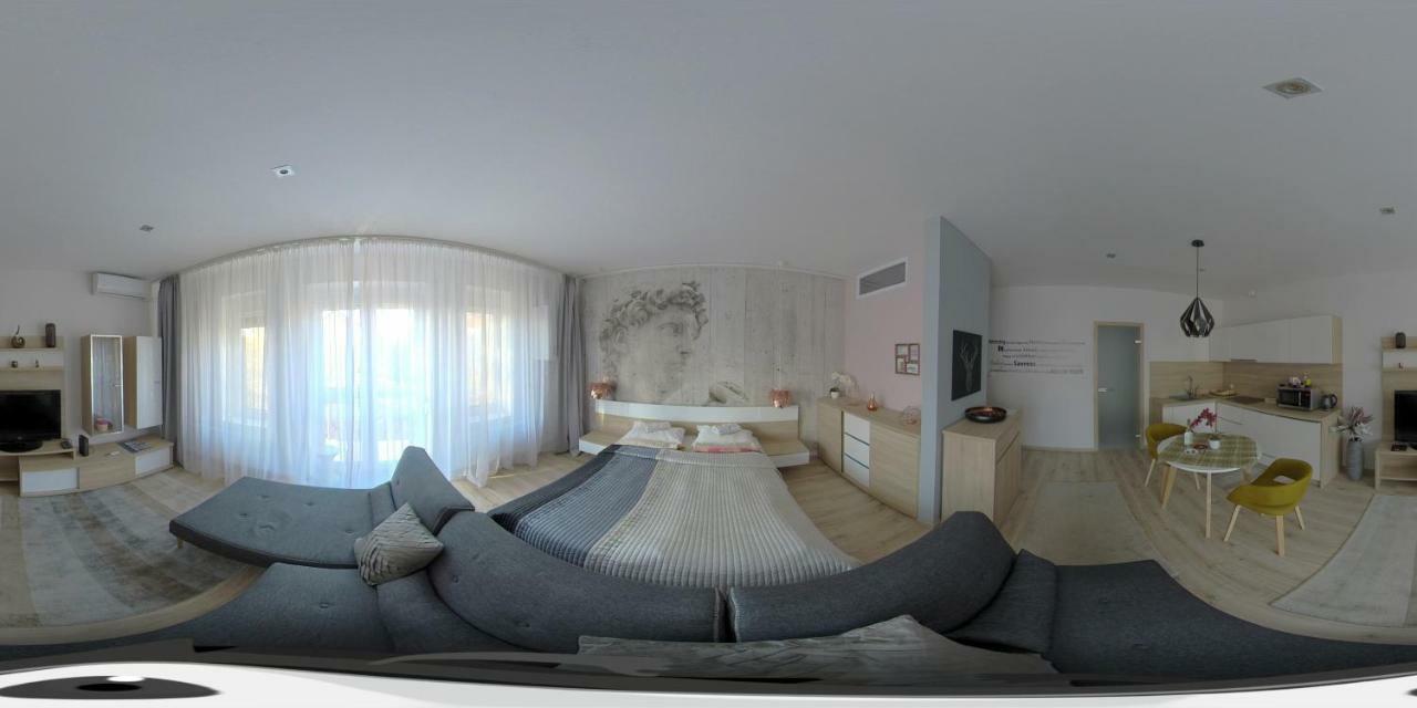 Hunyadi Apartman Szekszárd Dış mekan fotoğraf